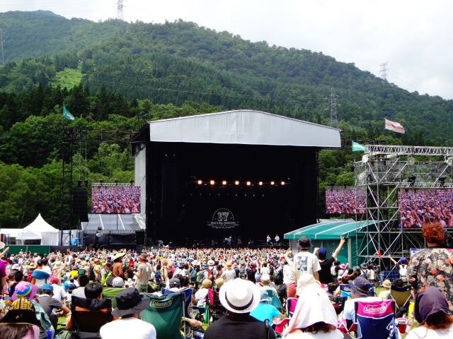 Perfume【PTA ジャケット】野外フェス キャンプ アウトドア 登山