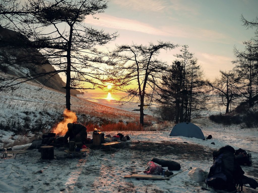 ソロキャンプ用テント選 初心者必見のおすすめテントや選び方を徹底解説 ビギナーズ