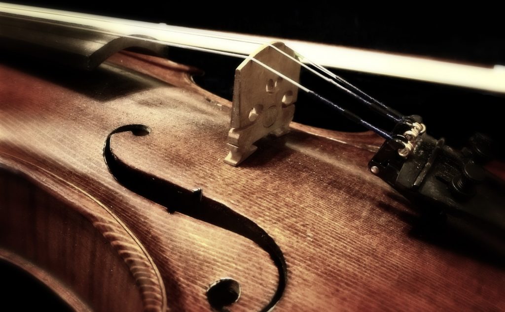 バイオリンの弦の選び方｜種類や素材、特徴を比較！おすすめの弦紹介