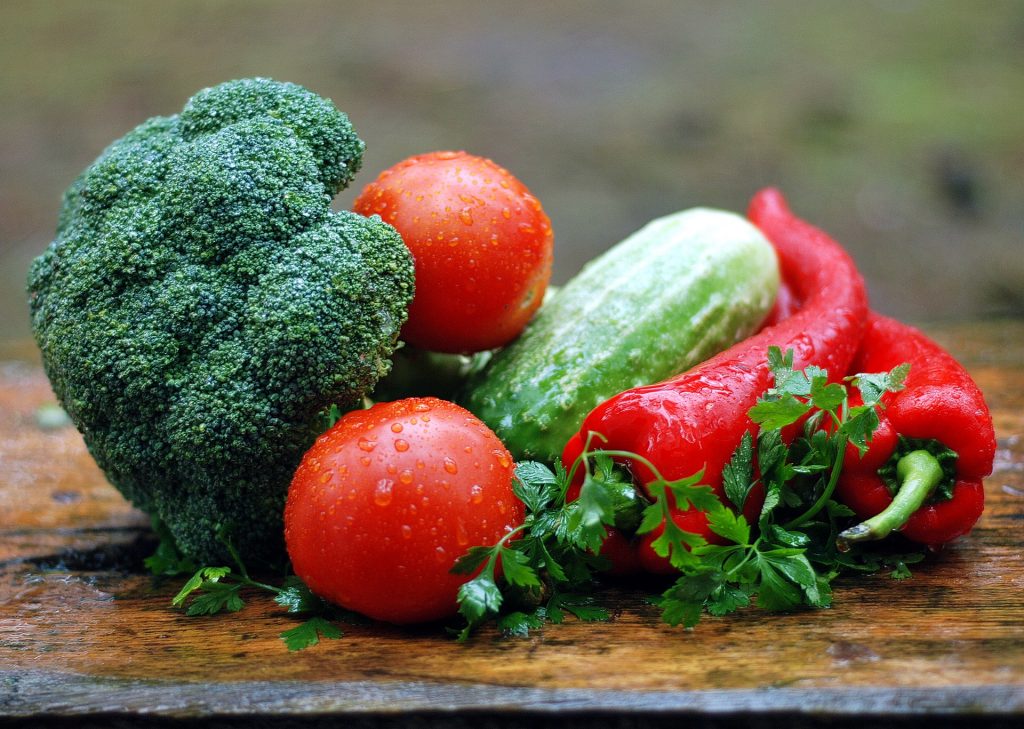 ベランダ菜園初心者におすすめの簡単に育てられる野菜と始め方を紹介 ビギナーズ