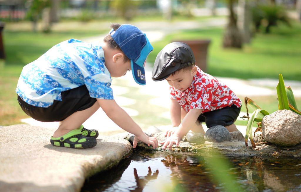 【保存版】子連れ旅行のトラブル対策持ち物10選｜注意点と対処法も！