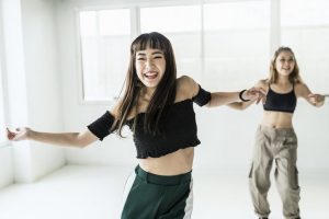ストリートダンスの基本 動きとステップを覚えて自分らしさを出そう ビギナーズ