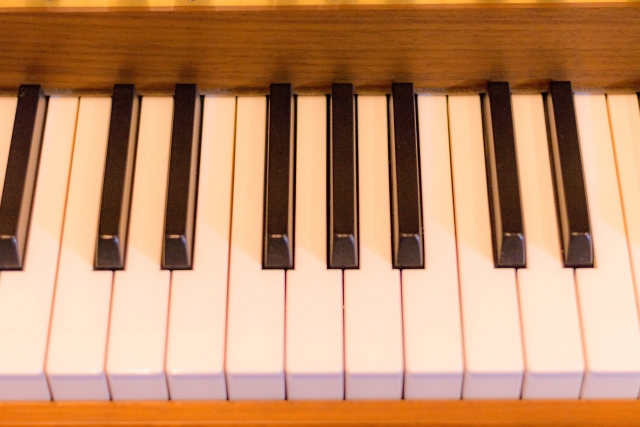 鍵盤楽器の種類と特徴｜自分に合った楽器選び