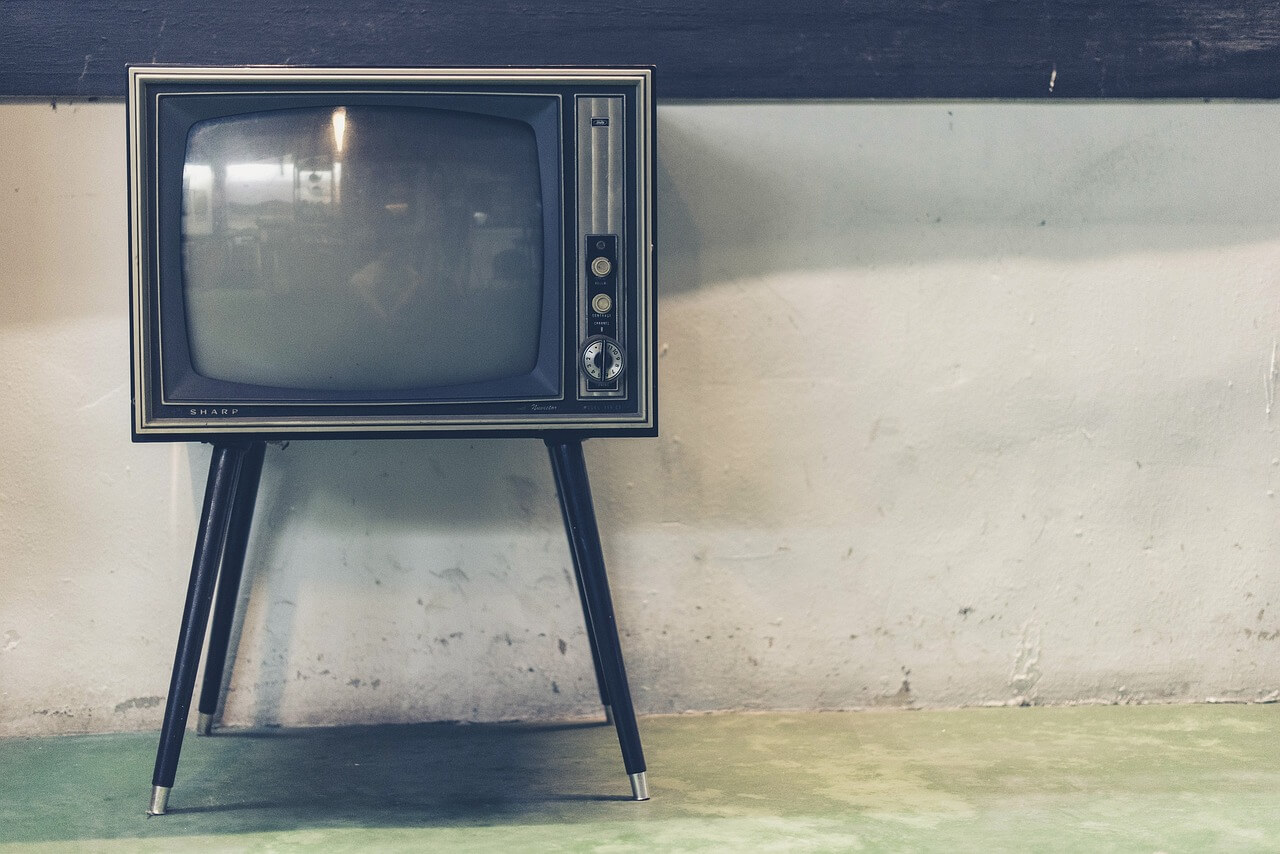 https://pixabay.com/photos/tv-television-retro-classic-old-1844964/